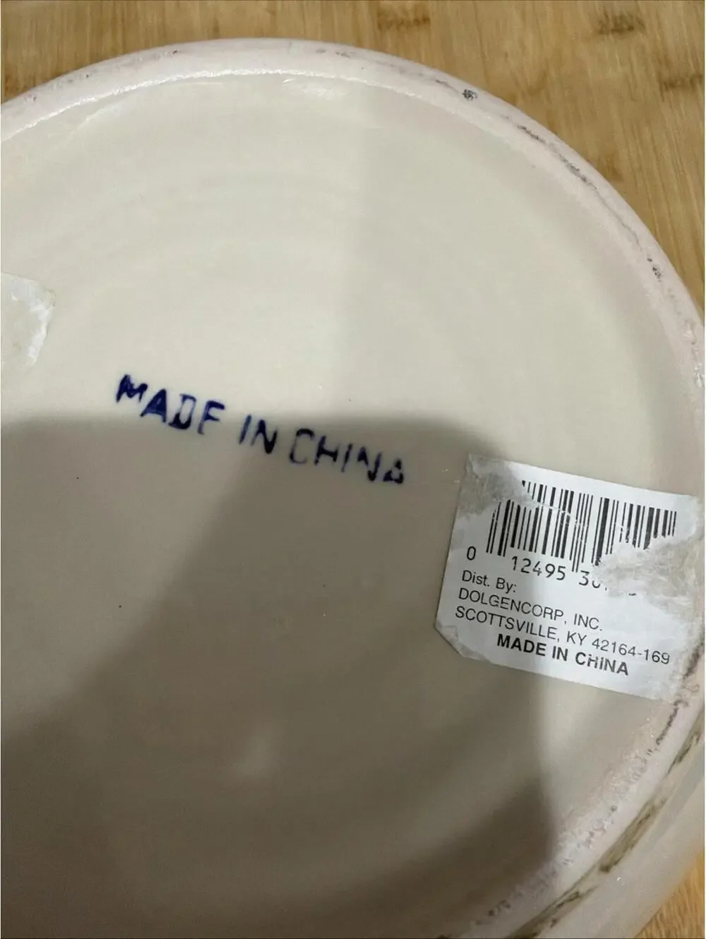 New NWT We Can Build A Snowman Design Stoneware Large Mixing Bowl 10.5 x 6 *
